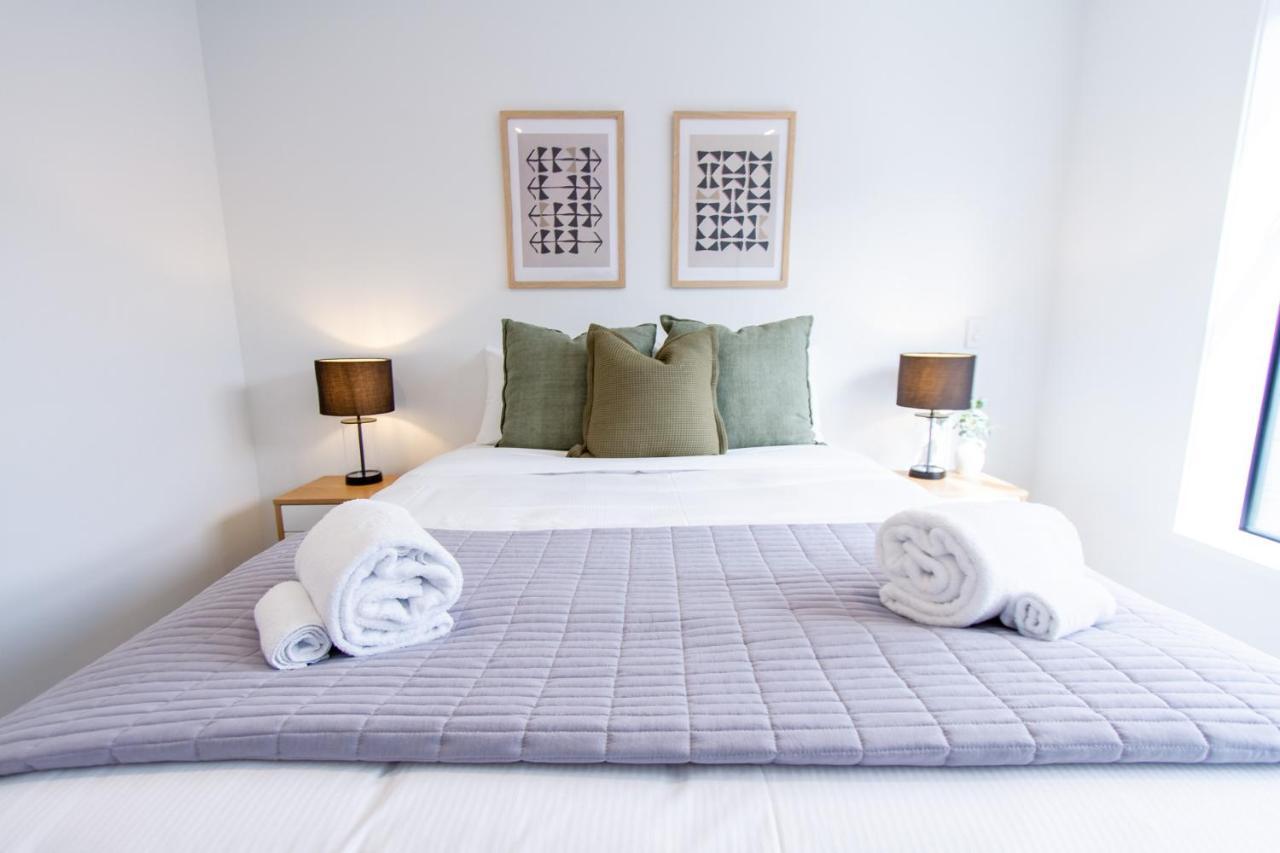 Christchurch Entertainment Hub 2 Bed 2 Bath W Carpark Екстериор снимка