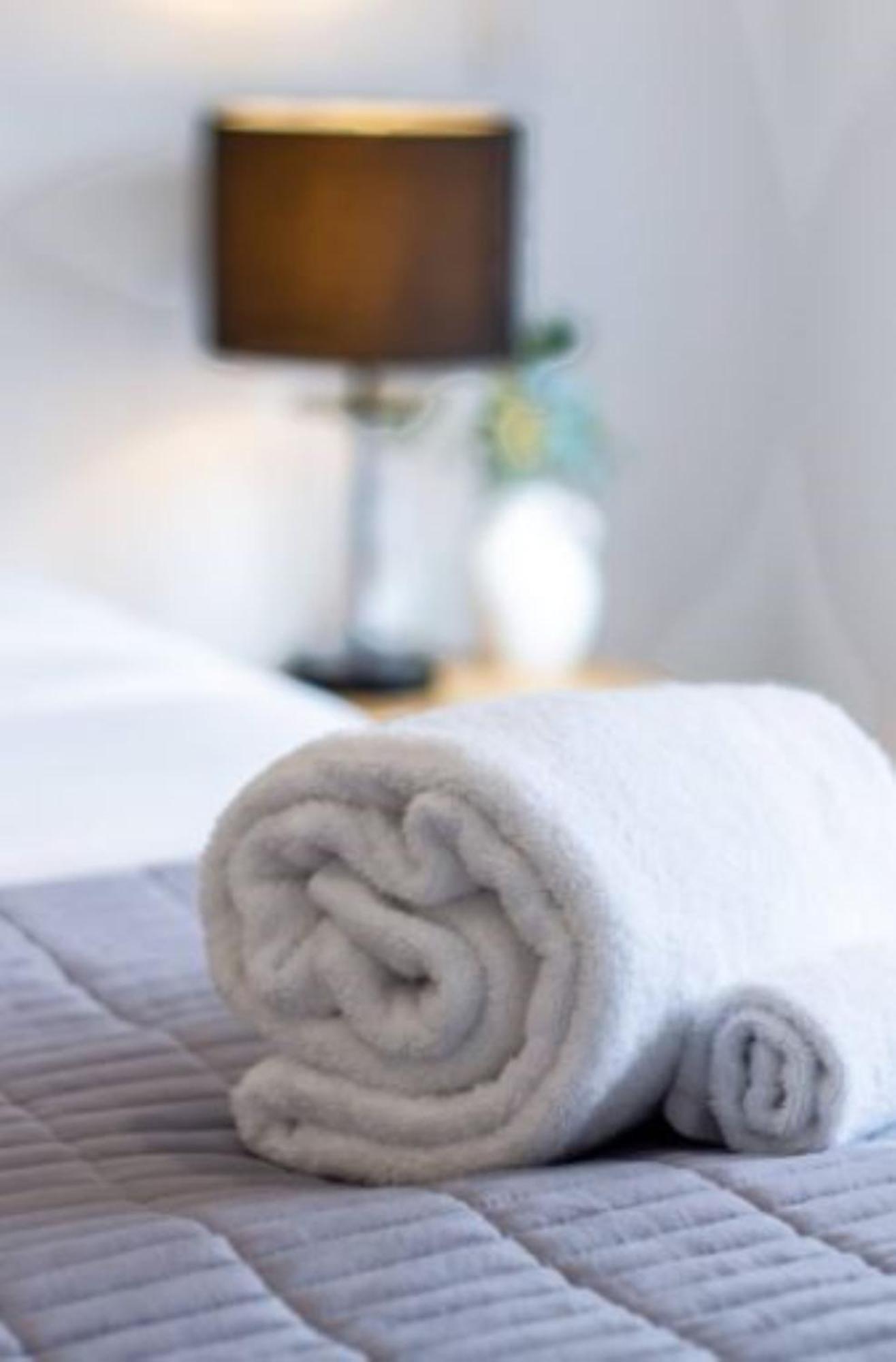 Christchurch Entertainment Hub 2 Bed 2 Bath W Carpark Екстериор снимка